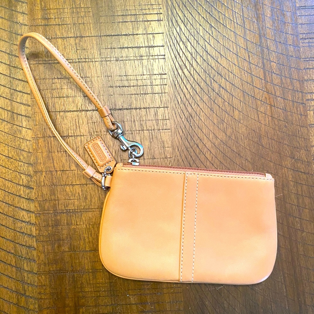 Leather small wristlet
